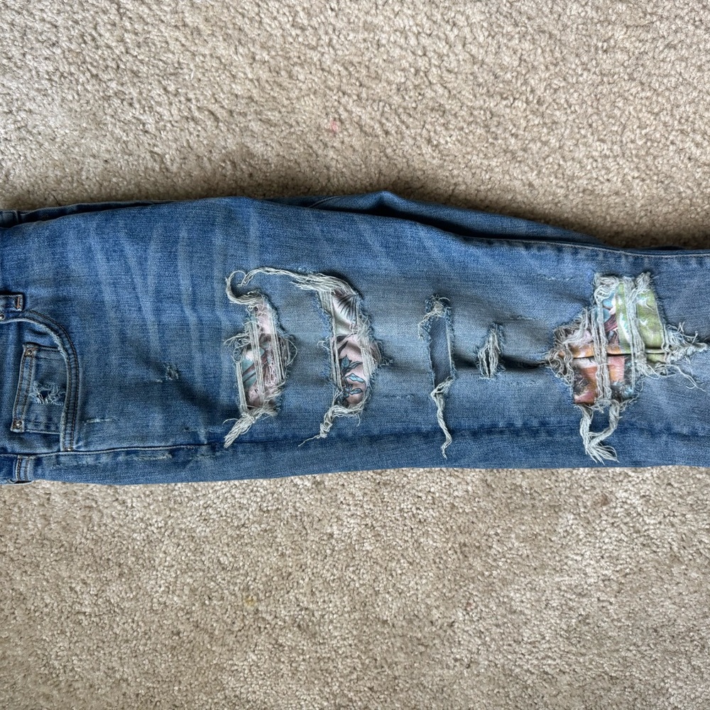 Men's Blue Distressed Jeans